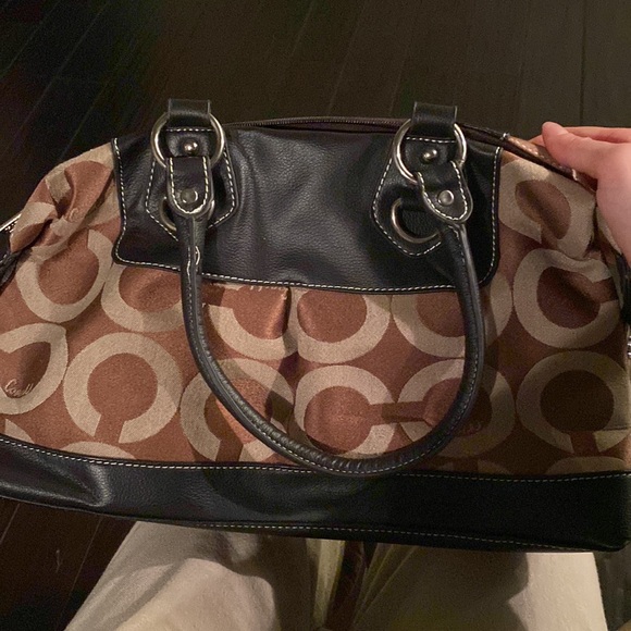 Coach tote/shoulder bag, unused - like new - Picture 6 of 6